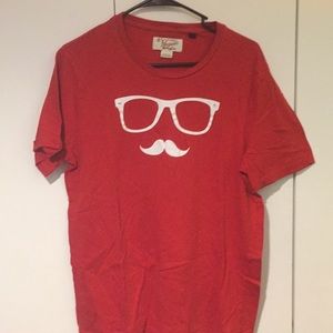 Penguin T shirt M glasses with mustache